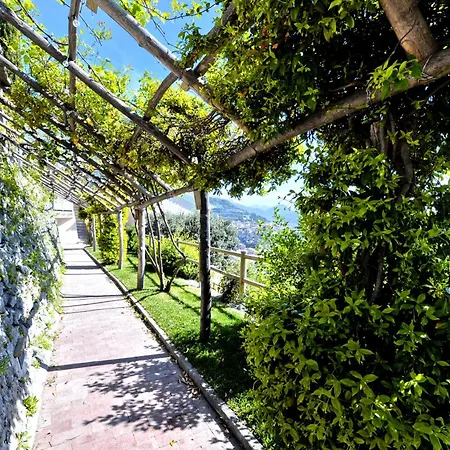 In Costa Relais & Luxury Guest house