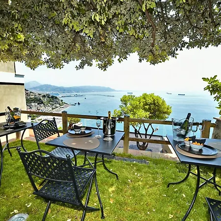 In Costa Relais & Luxury